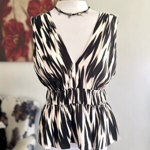 NWT Banana Republic Silk Cascade Top Peplum Hem Black and White Stripes Size S